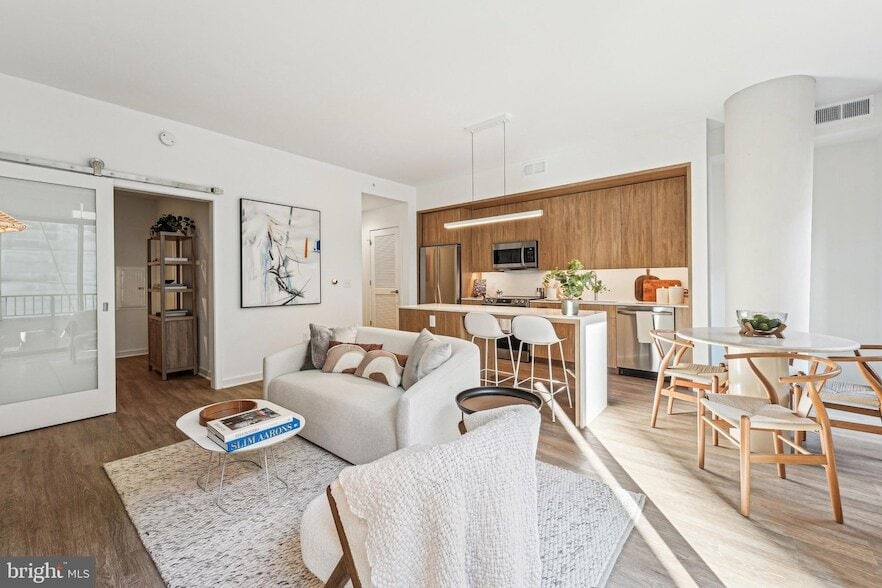 Photo - 4909 Auburn Avenue Unit 1101