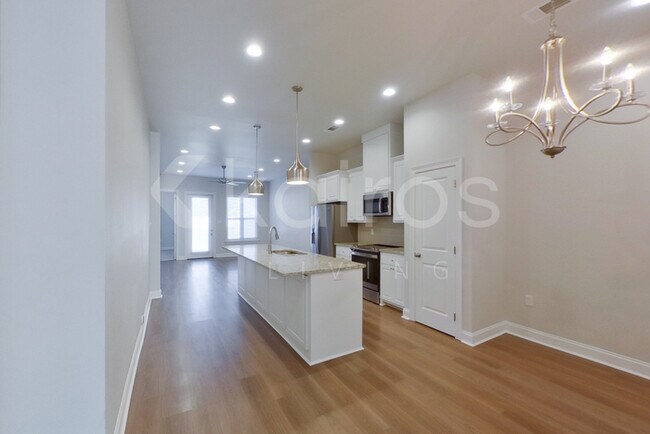 Foto del edificio - 4814 Mokki Ln