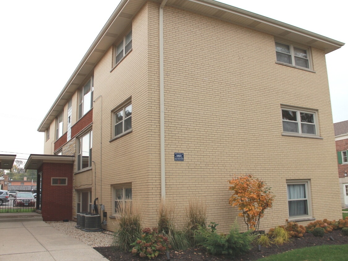10527 S Artesian Ave Unit 1W, Chicago, IL 60655 Condo for Rent in