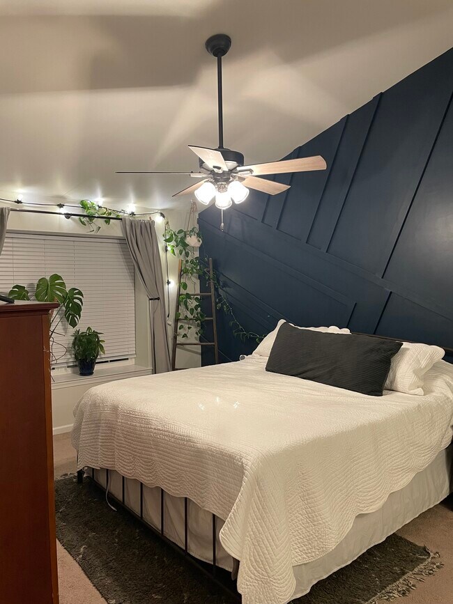 Foto del edificio - 5705 Spruce Mill Dr