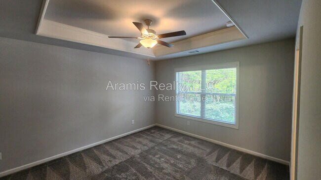 Foto del edificio - 5228 Pinnacle Walk