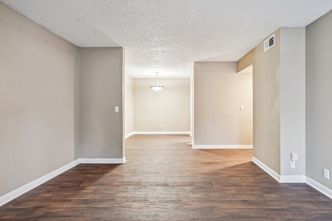 Building Photo - The Village at Crestview Apartments