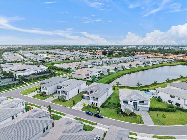 Foto del edificio - 20119 Pacific Dunes Dr