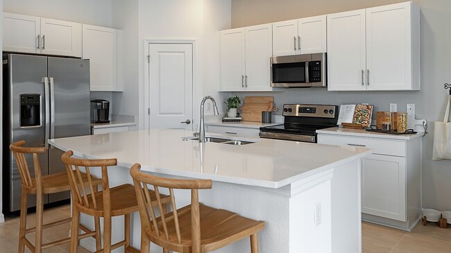 Building Photo - 15028 Cuzcorro Ct