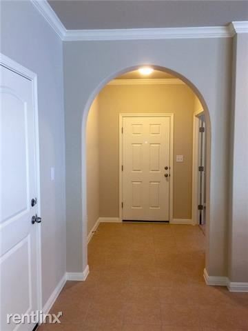 Building Photo - 3 br, 2 bath Duplex - 917 Coulee Dr