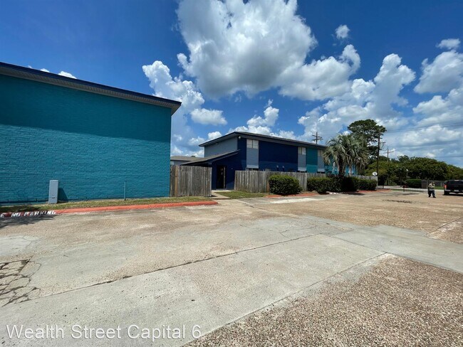 Building Photo - 2 br, 1 bath Apartment - Bridge City Apart...