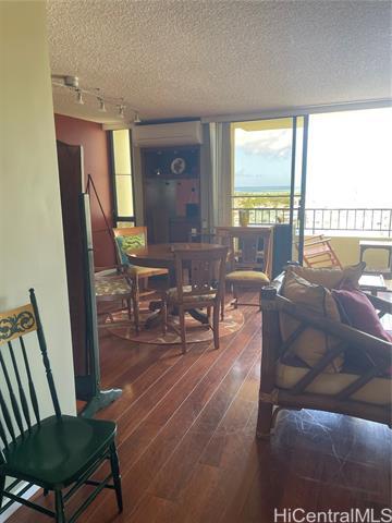 Building Photo - 6750 Hawaii Kai Dr