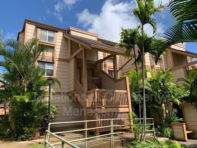 Foto del edificio - 98-943-943 Moanalua Rd