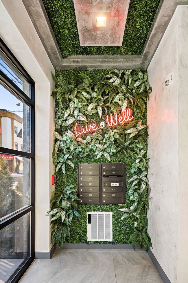 Foto del edificio - The Lofts at Blvd East