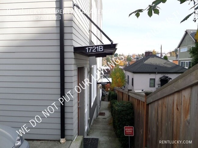 Building Photo - 1721 27th Ave