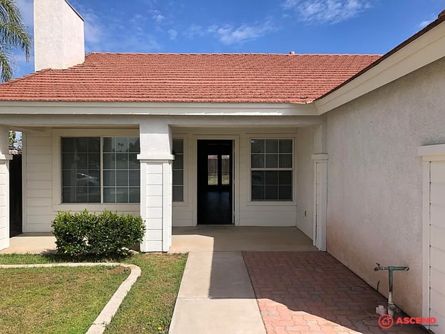Building Photo - Fantastic Home Located In Rosedale!