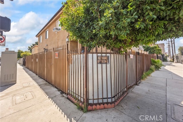 Building Photo - 6102 San Pedro St