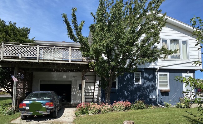 Building Photo - 115 S Military Rd