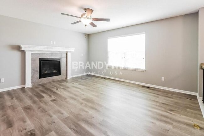 Foto del edificio - NEW LOWER RENTAL RATE LEASING SPECIAL : Re...