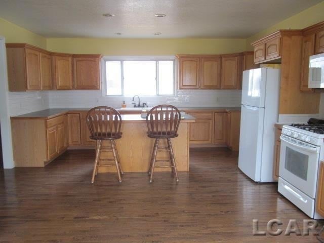 Foto del edificio - 9987 M 50