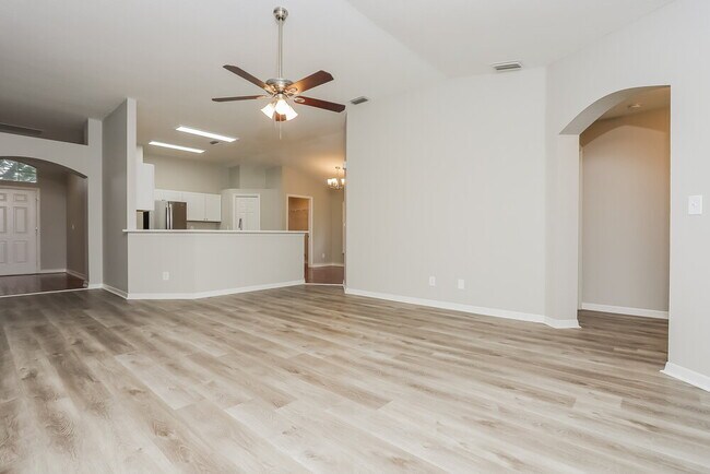 Foto del edificio - 4703 Bear Claw Ct