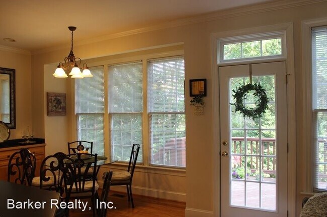 Foto del edificio - 5 br, 3 bath House - 2416 Brister's Spring...