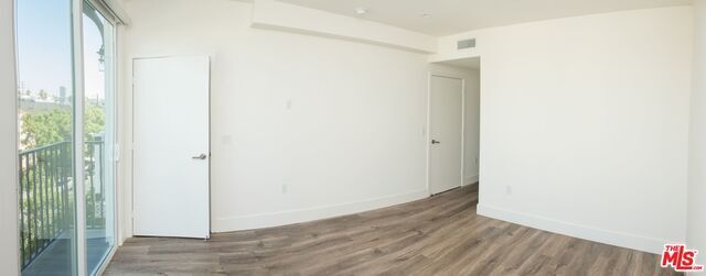 Building Photo - 429 N Hayworth Ave