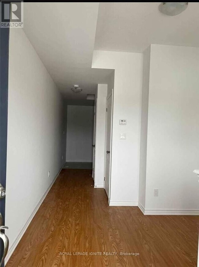 Building Photo - 27 Tiveron Ave