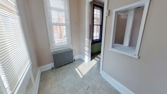 Foto del edificio - Second-Floor Apartment Accepting Housing Vouchers