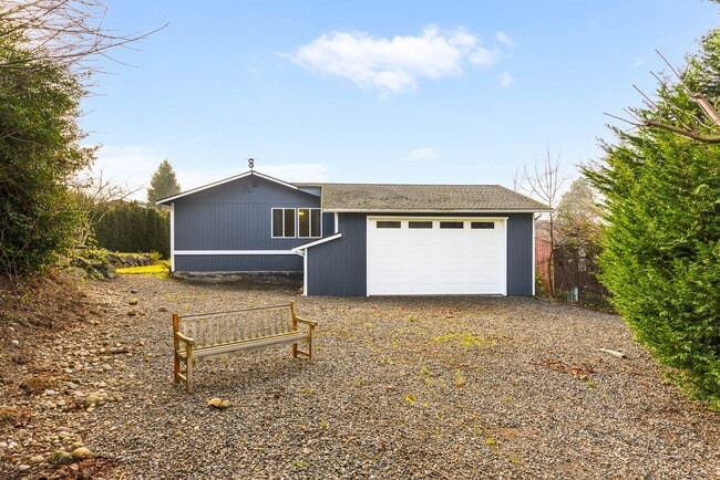 Building Photo - 1014 Crest Pl