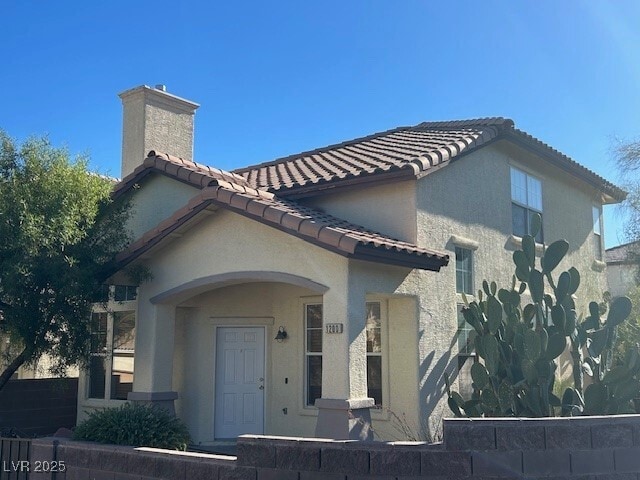 Building Photo - 1200 Valerio Ln