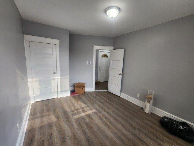 Foto del edificio - 247 W Duncannon Ave