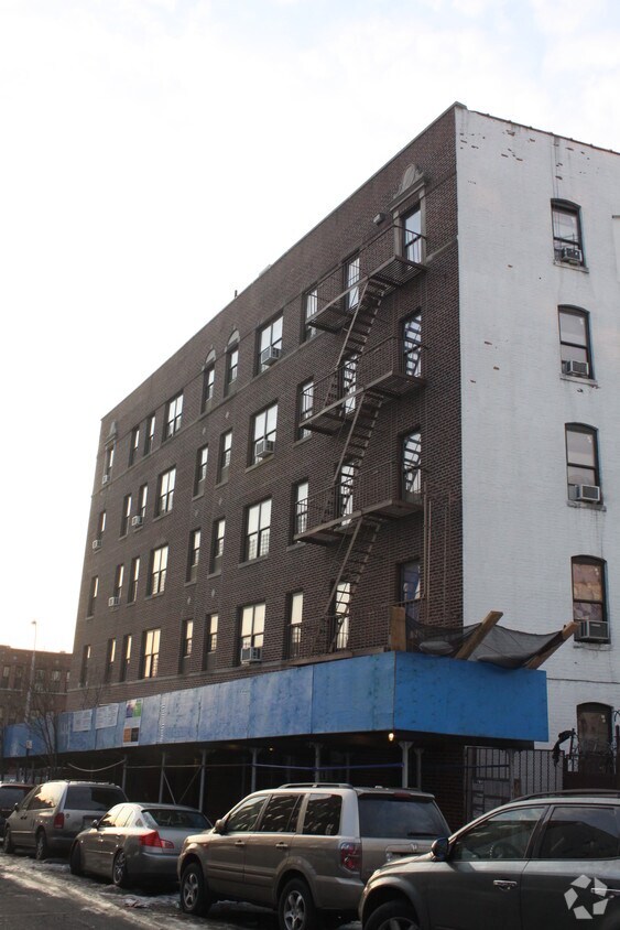 Foto del edificio - Morris Heights