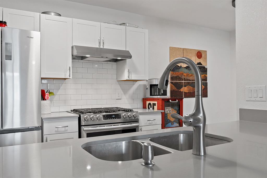 Foto principal - 300 E Croslin St