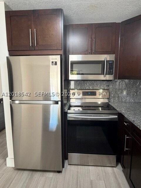 Foto del edificio - 13884 SW 64th St
