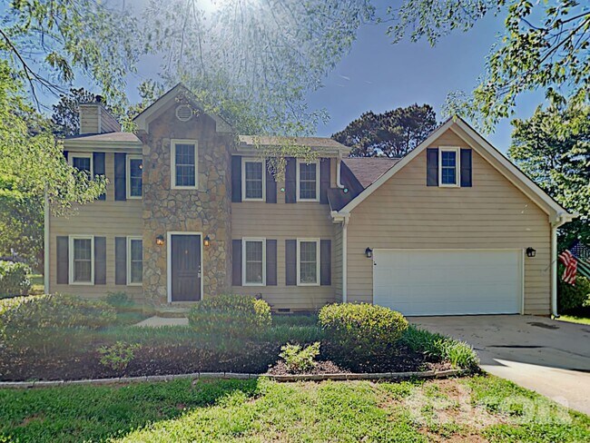 Building Photo - 125 N Oakland Cir