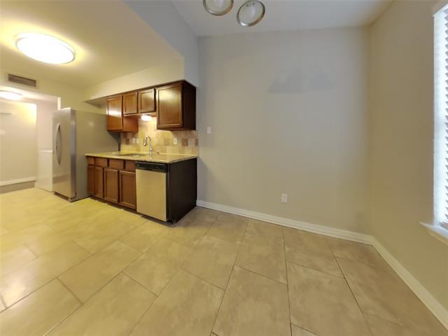Building Photo - 2508 Havenwood Dr
