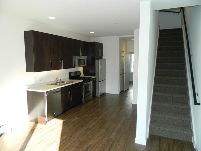Building Photo - Millhouse Terrace