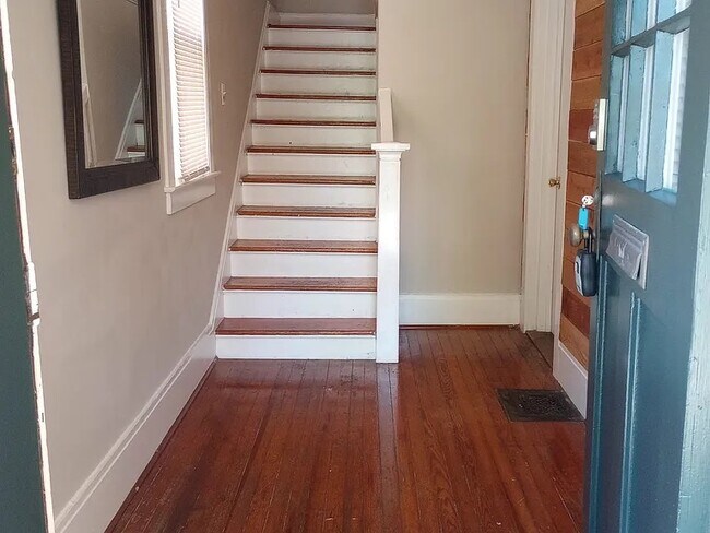 Foto del edificio - 816 Westover Ave