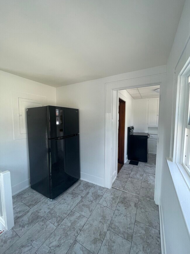 Kitchen - 411 W Sandusky St