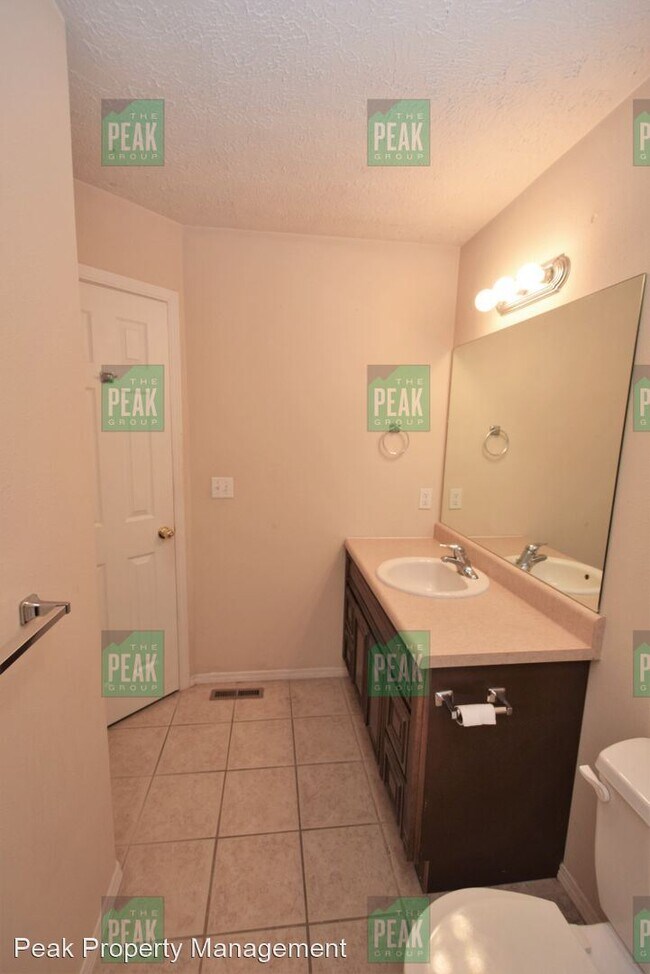 Building Photo - 3 br, 2 bath House - 1812 W Lennox Dr