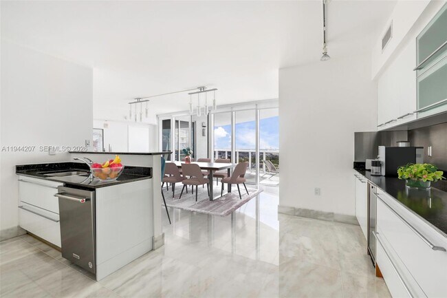 Foto del edificio - 400 Alton Rd