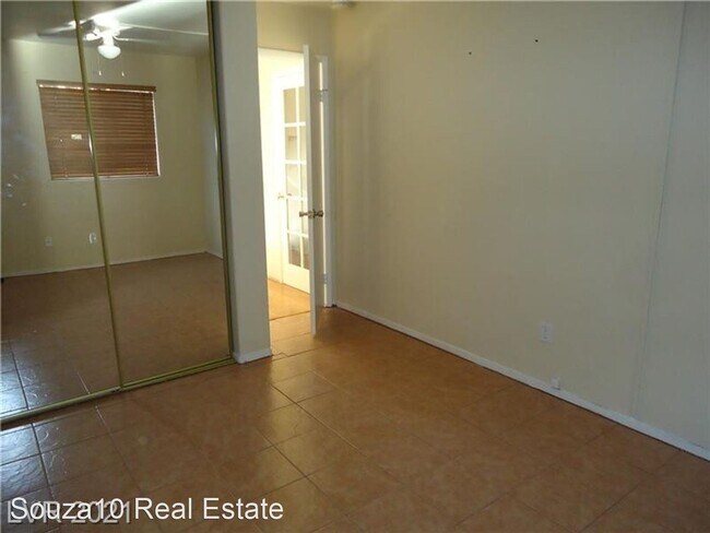 Building Photo - 2 br, 2 bath House - 5265 Souvenir Lane