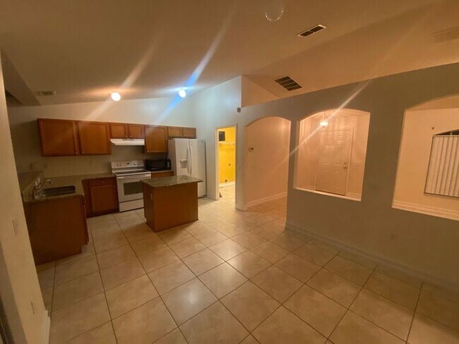 Foto del edificio - 909 Gateshead Ct