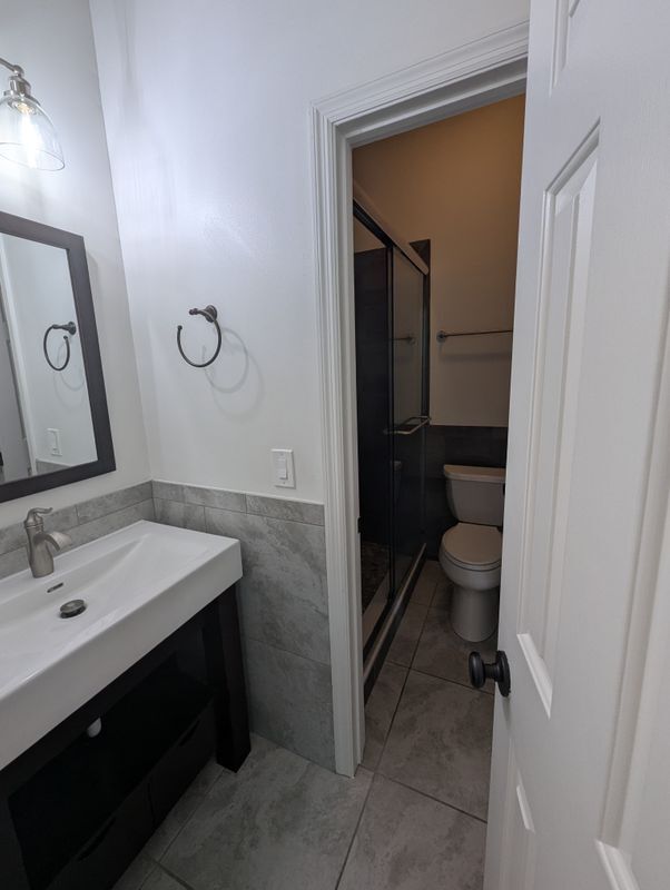 Foto del edificio - 7536 Fenwick Cove Ln