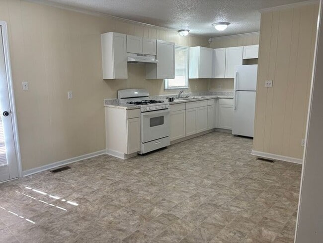 Foto del edificio - 2130 Quailridge Dr