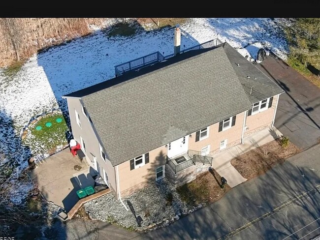 Foto del edificio - 7 Berry Rd