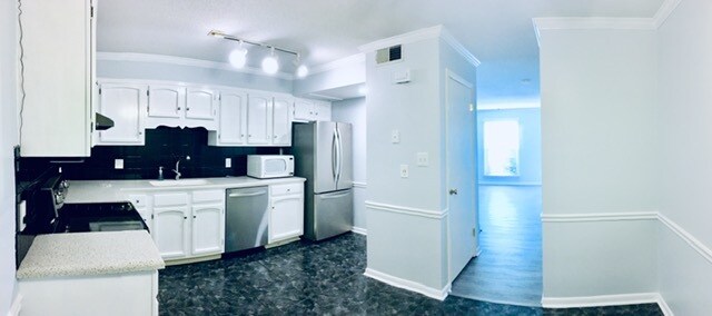 Foto del edificio - 168 Turnwood Ln
