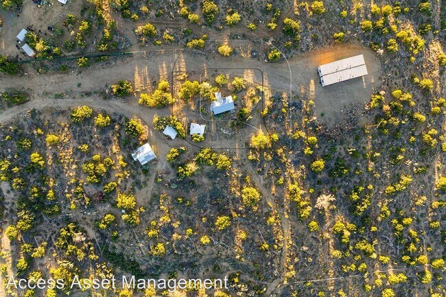 Building Photo - Studio, 1 bath House - 388 Maria Rd