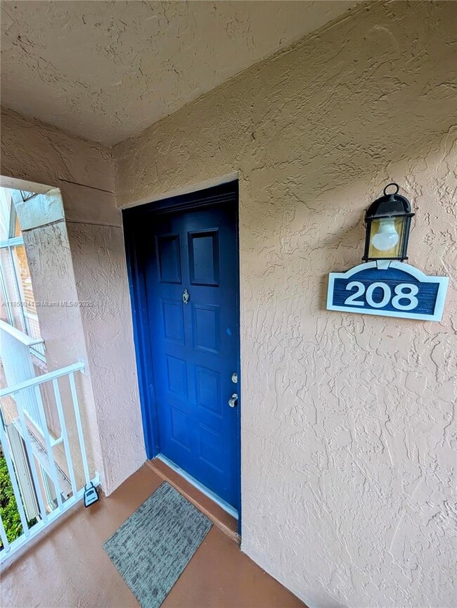 Building Photo - 10630 SW 157th Ct