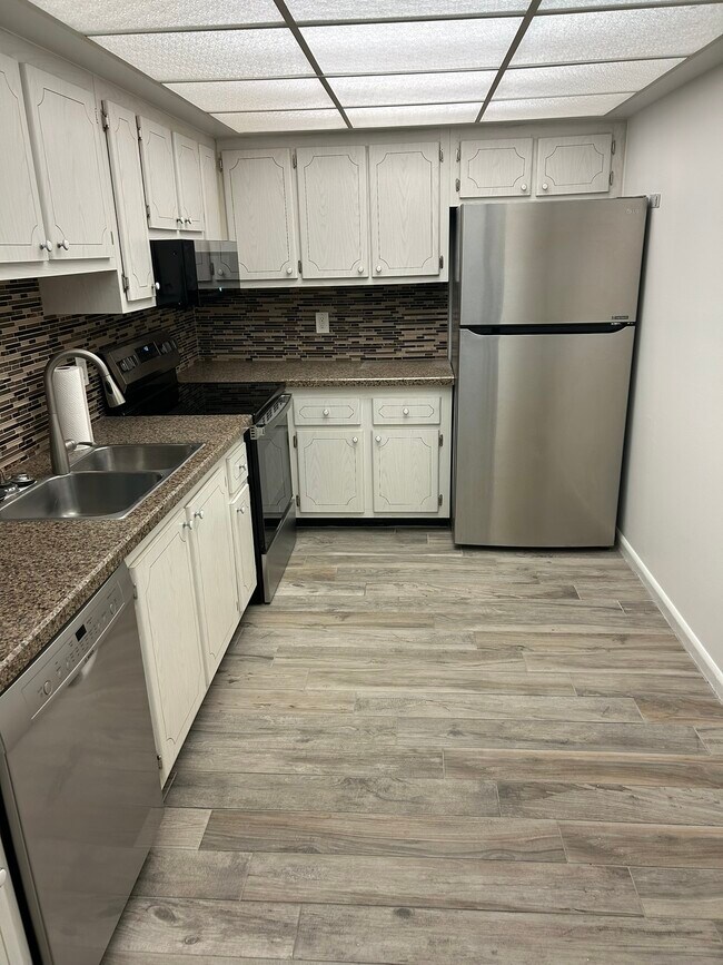Cocina 1 - 255 Dolphin Pt