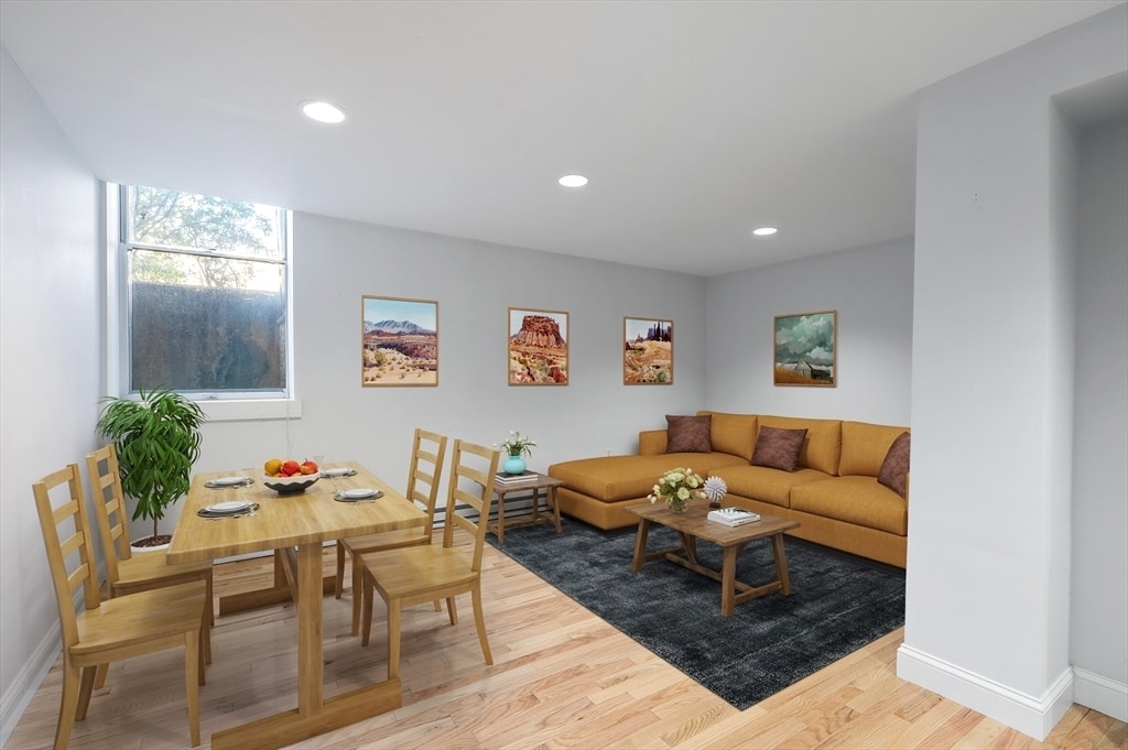 Foto principal - 1763 Beacon St