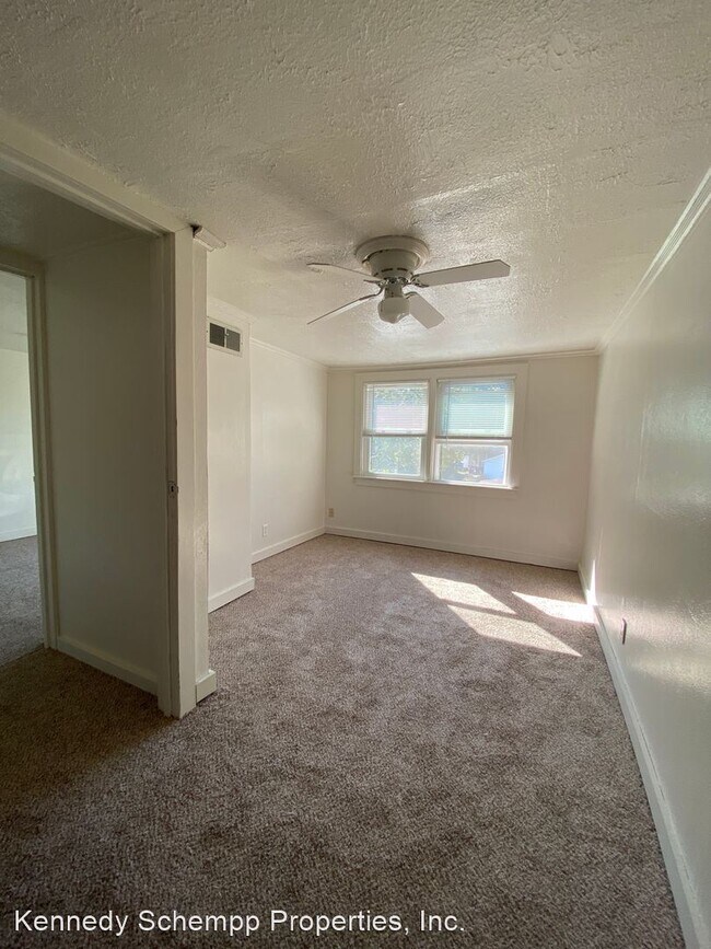 Building Photo - 4 br, 1.5 bath House - 2517 S 6th Street