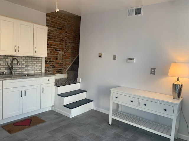 Kitchen - 2901 S 16th St