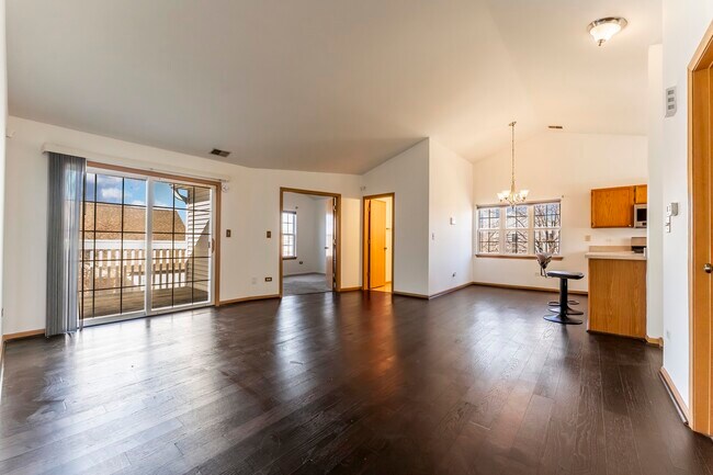 Building Photo - 2503 Sheehan Dr